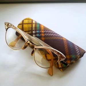 American Optical 1950s Cat Eye Glasses Etched Floral 22 1/10-12 Gold Fill w/Case